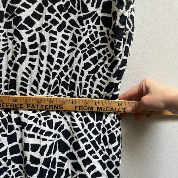 Nueva black white scale print bamboo short sleeve belted dress Sz 16 - Picture 11 of 13